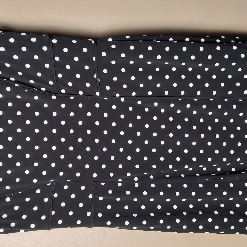 White House Black Market Lined Black Sleeveless Dress W White Polka Dots Size 6 - Picture 4 of 8